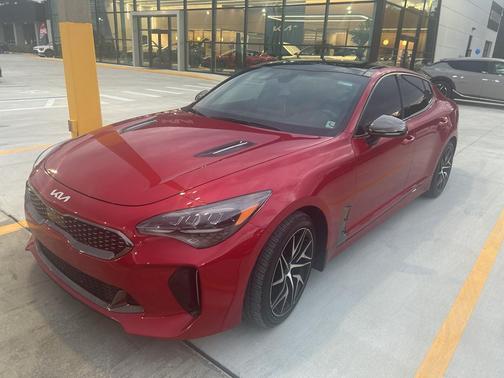 2022 Kia Stinger GT-Line