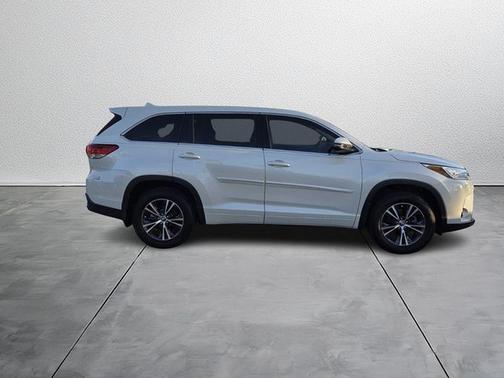 2018 Toyota Highlander LE Plus