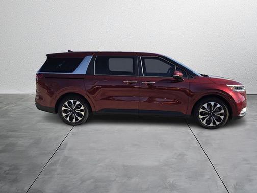 2022 Kia Carnival EX