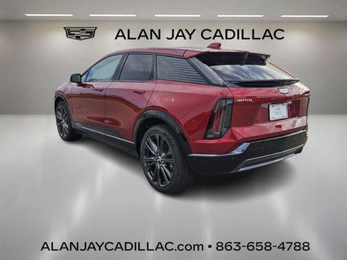 2025 Cadillac OPTIQ Sport 2 AWD