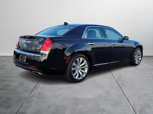2019 Chrysler 300 Limited