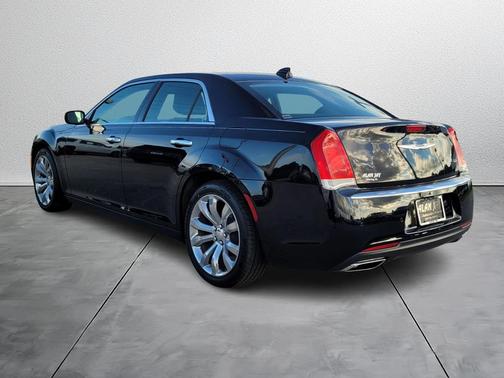 2019 Chrysler 300 Limited