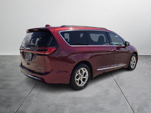 2022 Chrysler Pacifica Limited