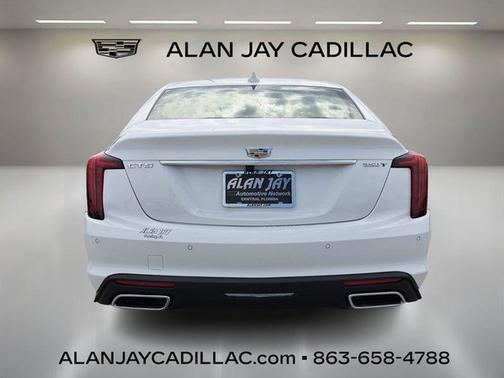 2022 Cadillac CT5 Luxury