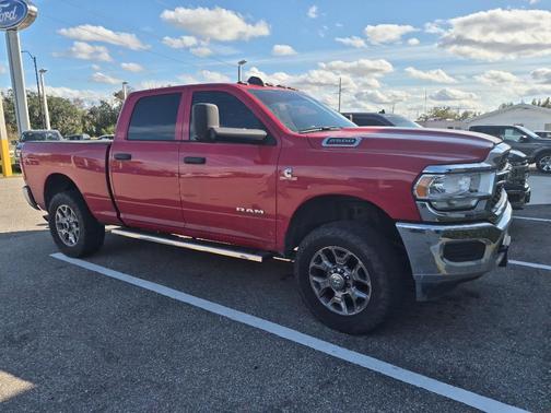 2019 RAM 2500 Tradesman Crew Cab 4x4 6'4' Box