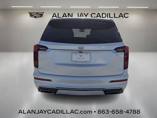 2024 Cadillac XT6 Luxury FWD