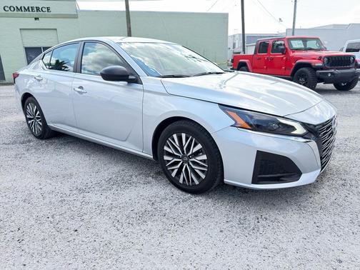 2024 Nissan Altima 2.5 SV