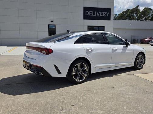 2023 Kia K5 EX