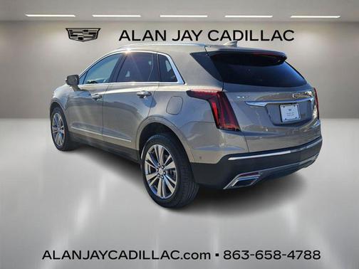 2023 Cadillac XT5 Premium Luxury