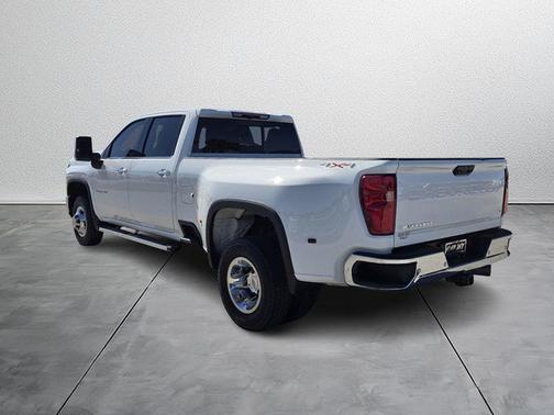 2025 Chevrolet Silverado 3500 LTZ