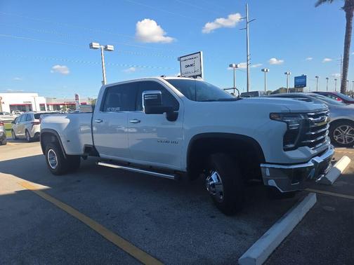 2025 Chevrolet Silverado 3500 LTZ