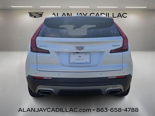 2019 Cadillac XT4 Premium Luxury