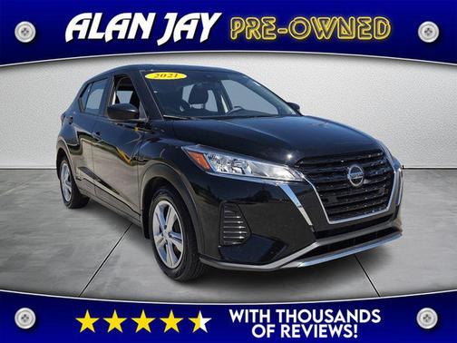 Super Black 2021 Nissan Kicks S