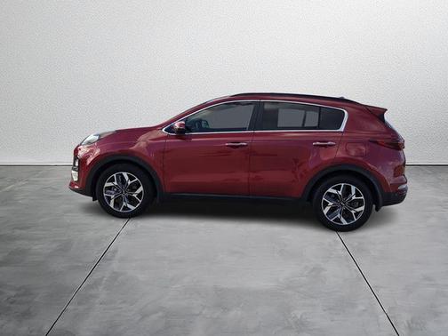 2022 Kia Sportage EX