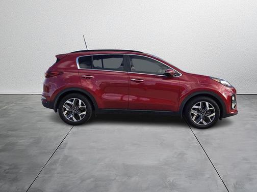 2022 Kia Sportage EX