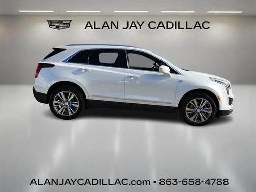2025 Cadillac XT5 Premium Luxury