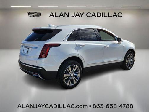 2025 Cadillac XT5 Premium Luxury