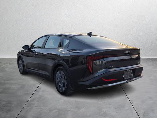 2025 Kia K4 LX