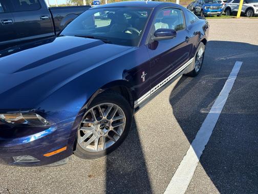 2012 Ford Mustang V6 Premium