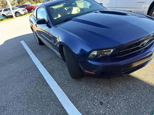 2012 Ford Mustang V6 Premium