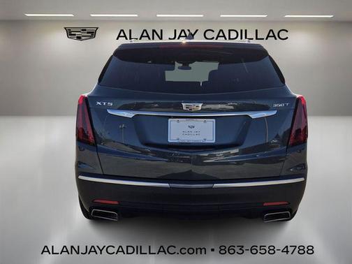 Shadow Metallic 2020 Cadillac XT5 Luxury