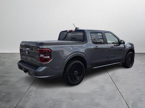 2025 Ford Maverick Lobo Standard