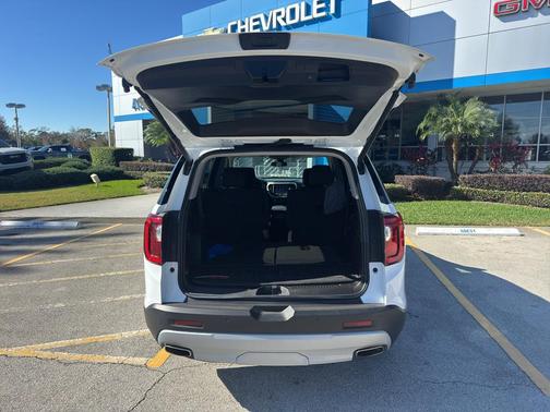 2023 GMC Acadia AWD SLE