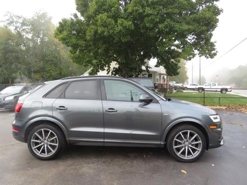 2018 Audi Q3 2.0 TFSI Sport Premium Plus quattro AWD