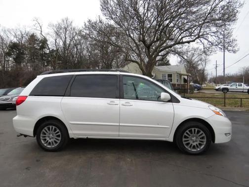 2007 Toyota Sienna XLE Limited