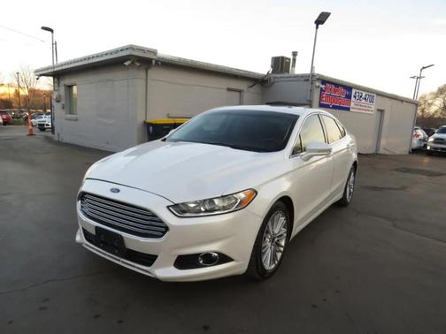 2015 Ford Fusion SE
