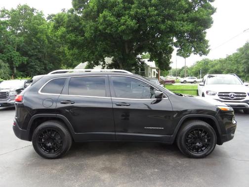 Black 2014 Jeep Cherokee Latitude