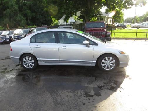 SILVER 2011 Honda Civic LX