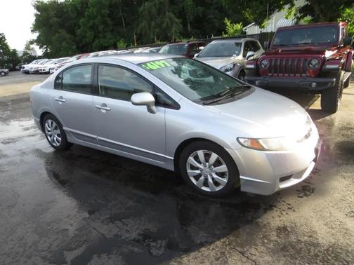 SILVER 2011 Honda Civic LX