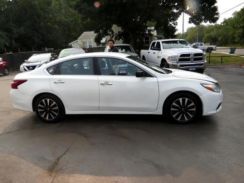 2018 Nissan Altima 2.5 SV