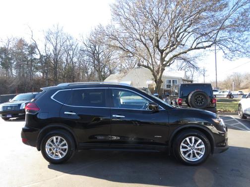 2018 Nissan Rogue Hybrid SV