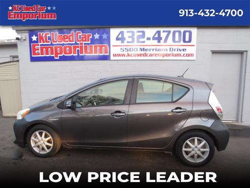 2013 Toyota Prius c Three
