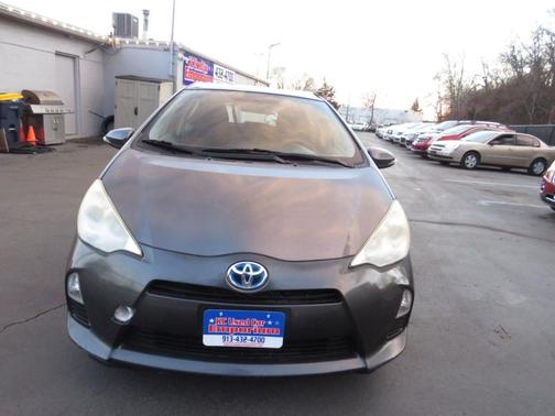 2013 Toyota Prius c Three