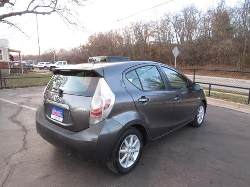 2013 Toyota Prius c Three
