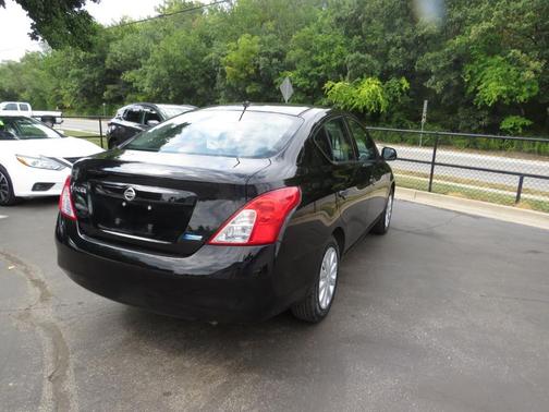 2013 Nissan Versa 1.6 S