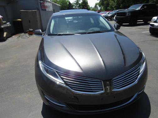 Gray 2016 Lincoln MKZ Base