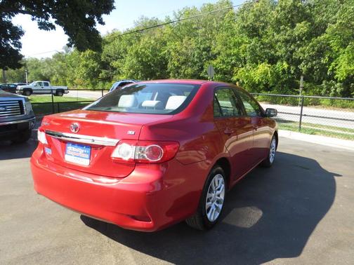 2012 Toyota Corolla LE