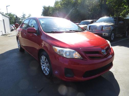 2012 Toyota Corolla LE