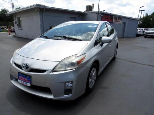 2010 Toyota Prius III