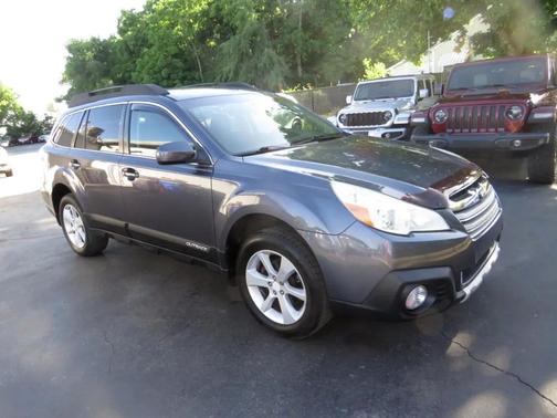 Gray 2014 Subaru Outback 2.5i Premium