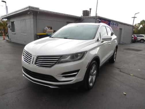 2015 Lincoln MKC Base