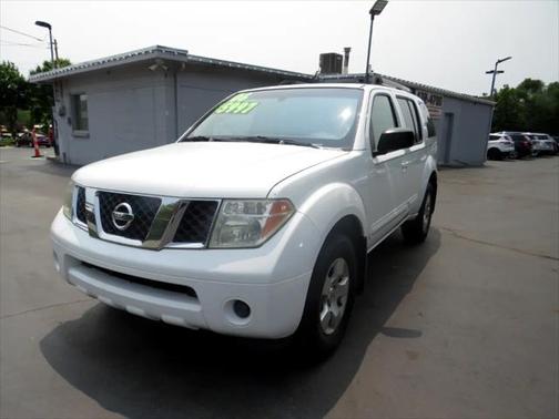 2006 Nissan Pathfinder S