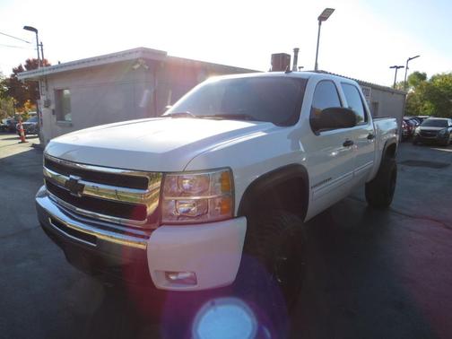 2009 Chevrolet Silverado 1500 LT Crew Cab