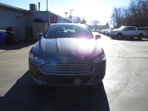 2015 Ford Fusion Hybrid SE