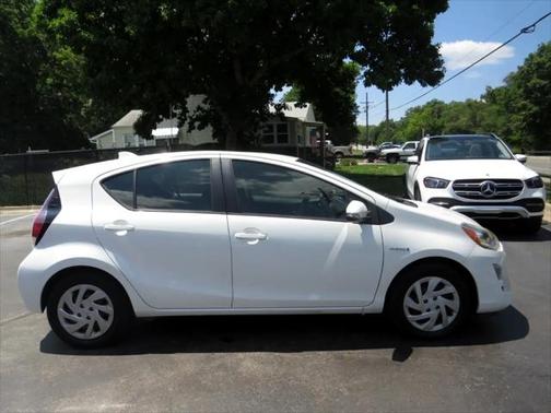 2015 Toyota Prius c Three