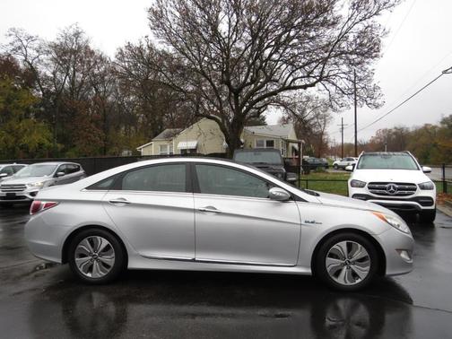 2014 Hyundai SONATA Hybrid Limited